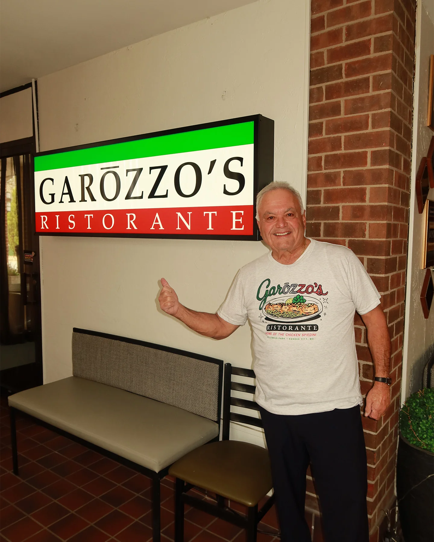 Garozzo's Ristorante Chicken Spiedini Ash T-Shirt - Image 2